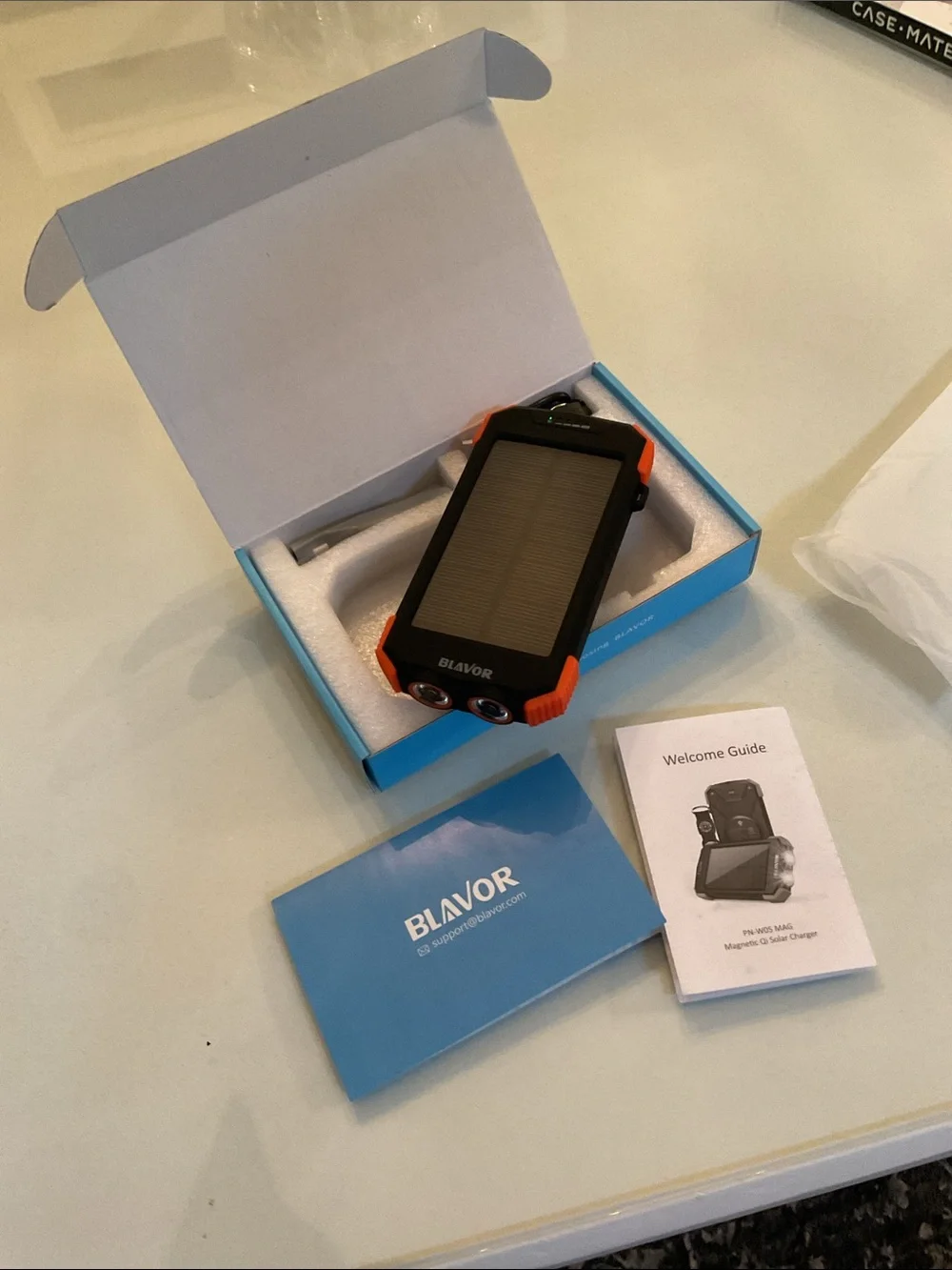 BLAVOR Magnetic Solar Charger Bundle BRAND NEW